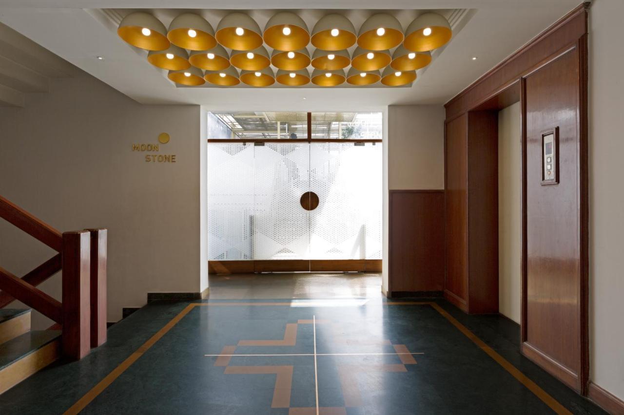 Hotel Crystal Palace Meerut Bagian luar foto